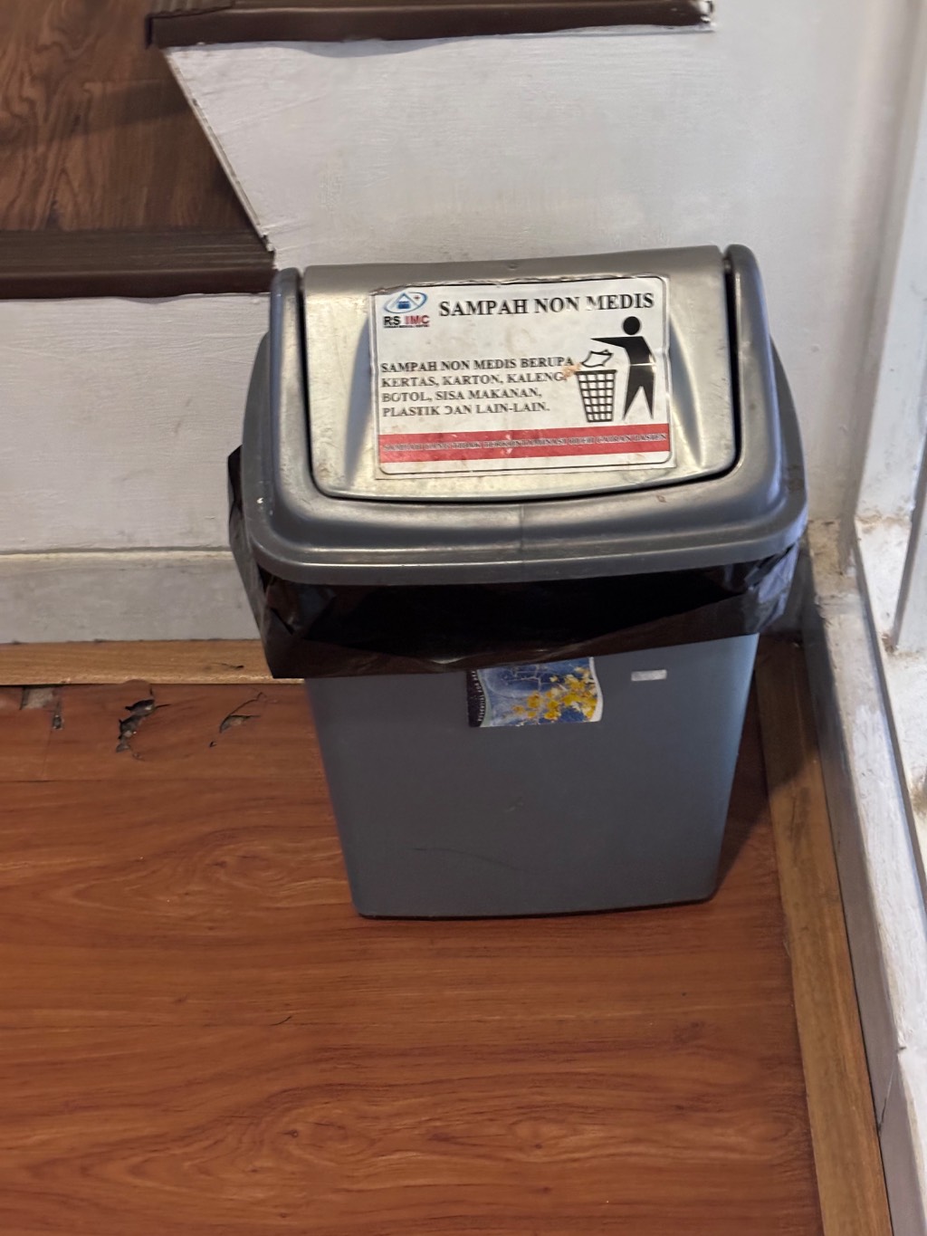 Tempat sampah